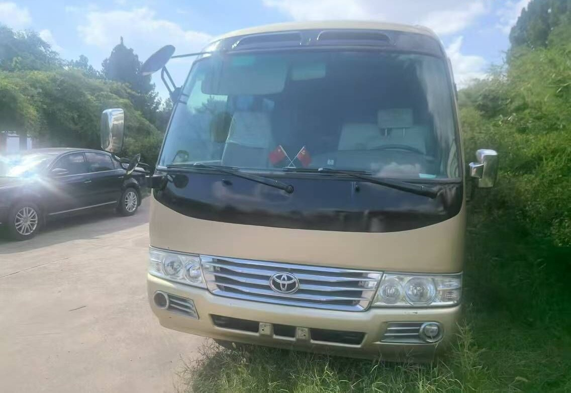 Toyota Coaster - Autobús suburbano: foto 3 Toyota Coaster - Autobús suburbano: foto 3