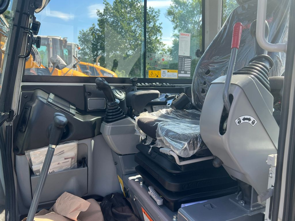 Takeuchi TB 250-2 u. 260 - Miniexcavadora: foto 2 Takeuchi TB 250-2 u. 260 - Miniexcavadora: foto 2