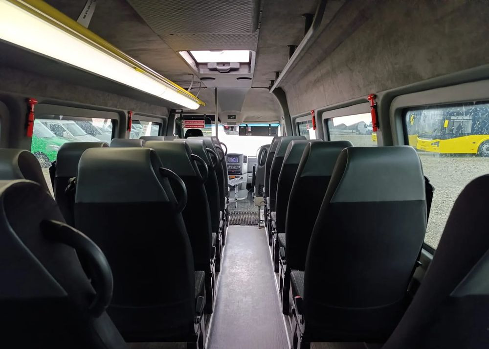 Leasing de  Mercedes-Benz Sprinter 516 Mercedes-Benz Sprinter 516: foto 20