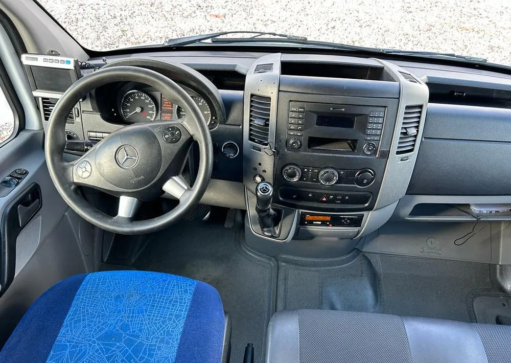 Minibús, Furgoneta de pasajeros Mercedes-Benz Sprinter 519: foto 13