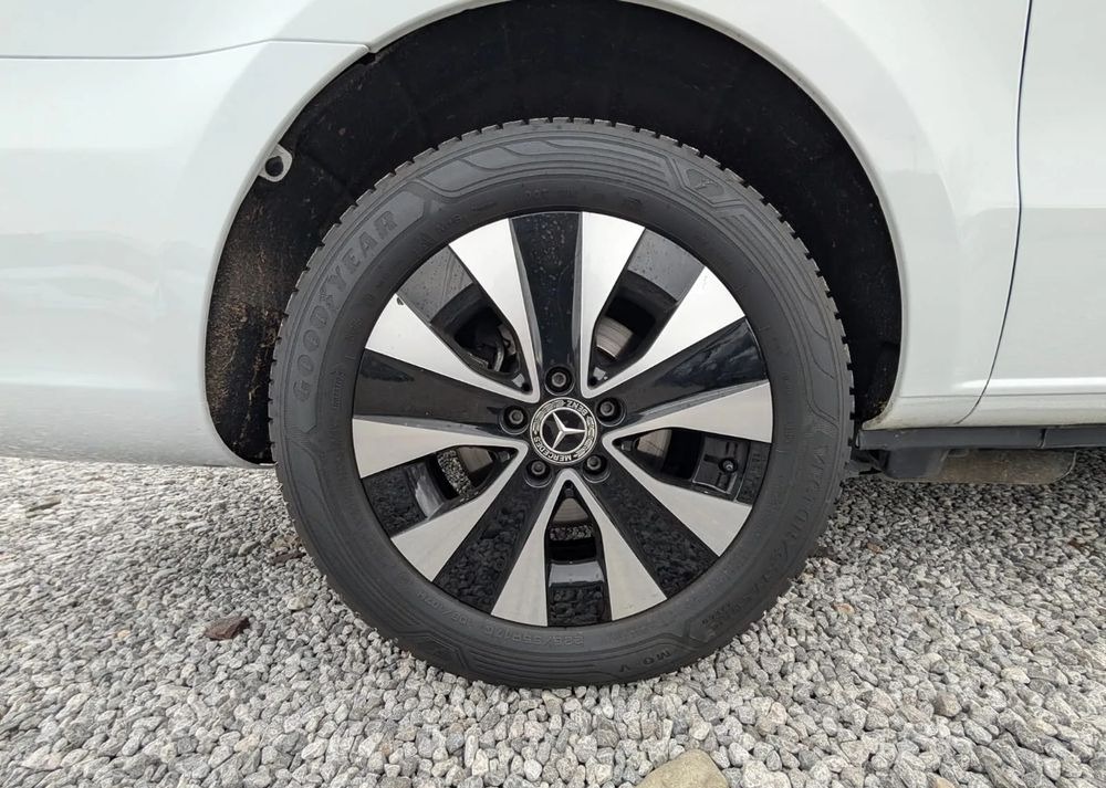 Mercedes-Benz Vito Tourer 114 - Minibús, Furgoneta de pasajeros: foto 4 Mercedes-Benz Vito Tourer 114 - Minibús, Furgoneta de pasajeros: foto 4