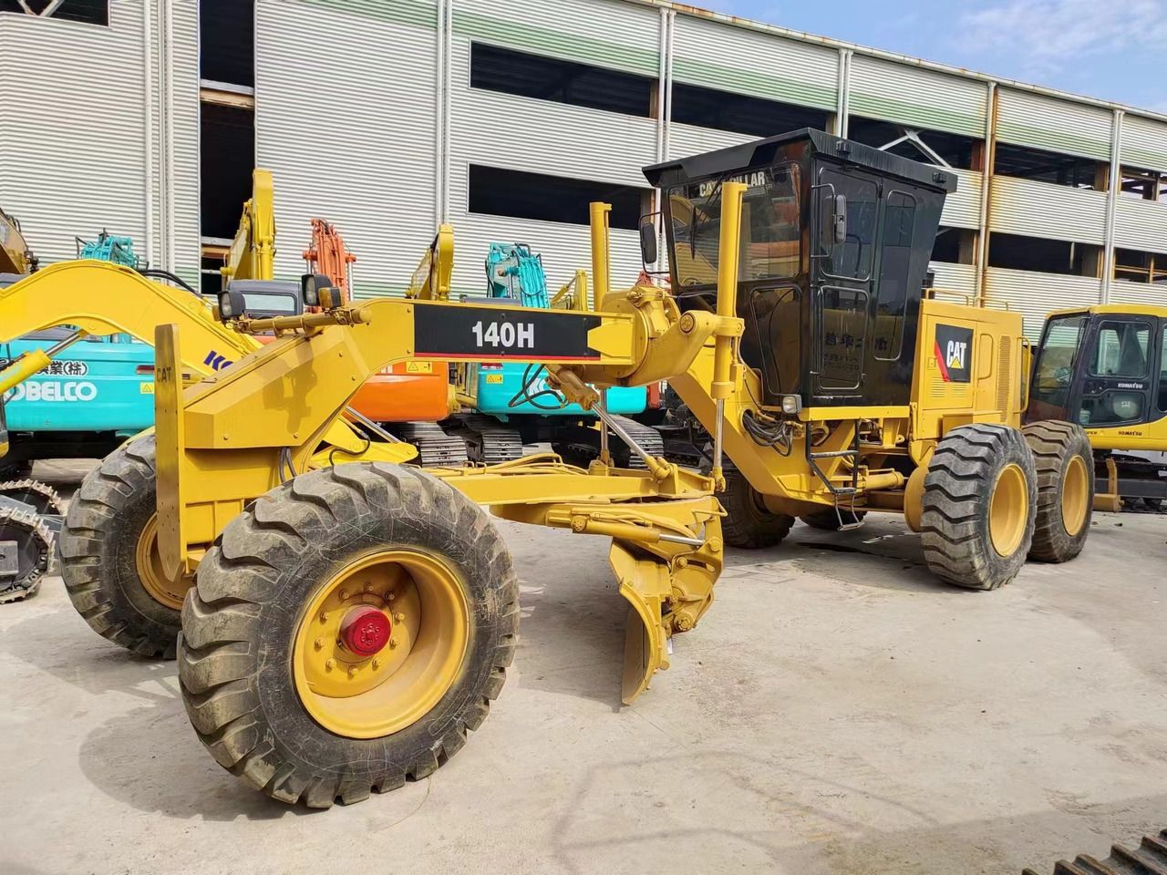 CATERPILLAR 140H - Grader: foto 2 CATERPILLAR 140H - Grader: foto 2