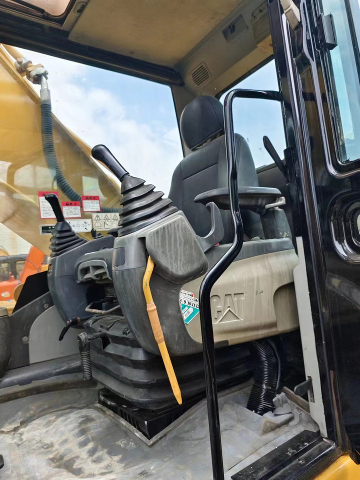 CATERPILLAR 336D2L CAT 336 320 325 - Excavadora de cadenas: foto 5 CATERPILLAR 336D2L CAT 336 320 325 - Excavadora de cadenas: foto 5