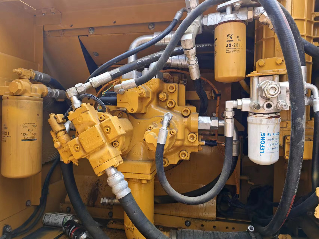 CATERPILLAR 336D2L CAT 336 320 325 - Excavadora de cadenas: foto 4 CATERPILLAR 336D2L CAT 336 320 325 - Excavadora de cadenas: foto 4