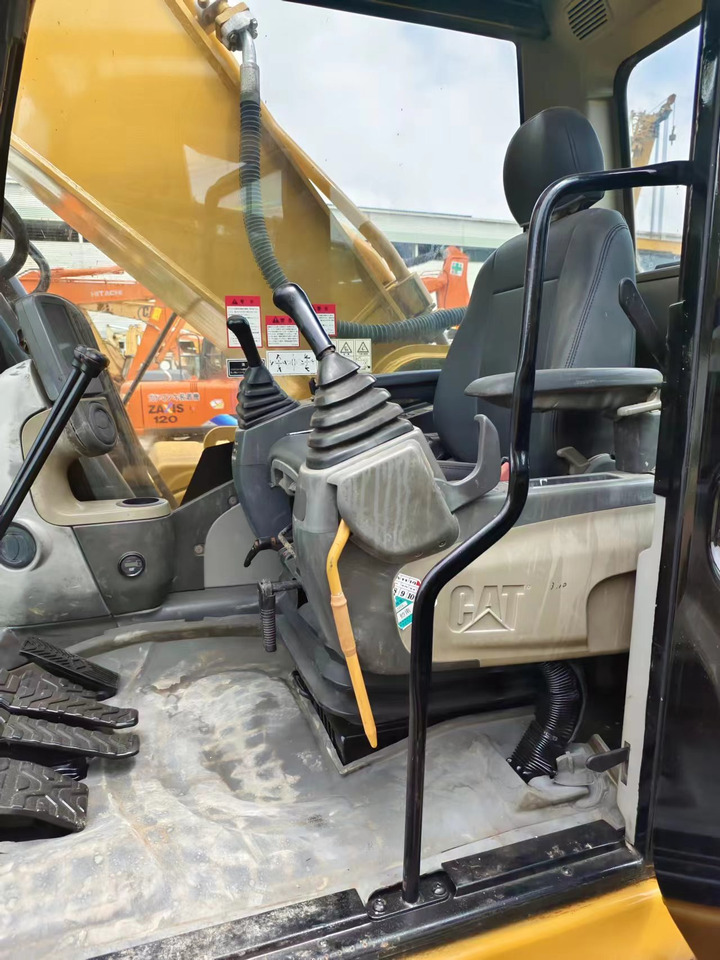 CATERPILLAR 336D2L CAT 336 - Excavadora de cadenas: foto 4 CATERPILLAR 336D2L CAT 336 - Excavadora de cadenas: foto 4