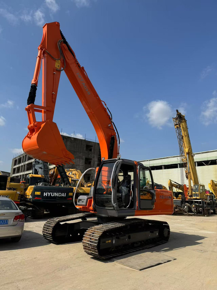 HITACHI ZX200 - Excavadora de cadenas: foto 2 HITACHI ZX200 - Excavadora de cadenas: foto 2