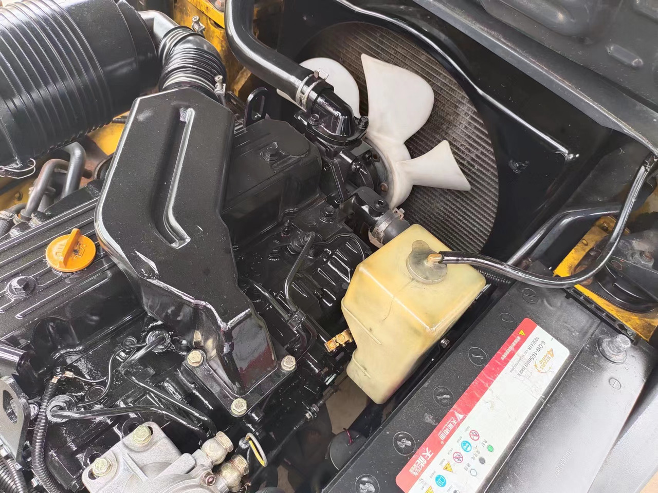 KOMATSU FD30 FD50 FD70 Japanese diesel forklift - Carretilla elevadora diésel: foto 4 KOMATSU FD30 FD50 FD70 Japanese diesel forklift - Carretilla elevadora diésel: foto 4