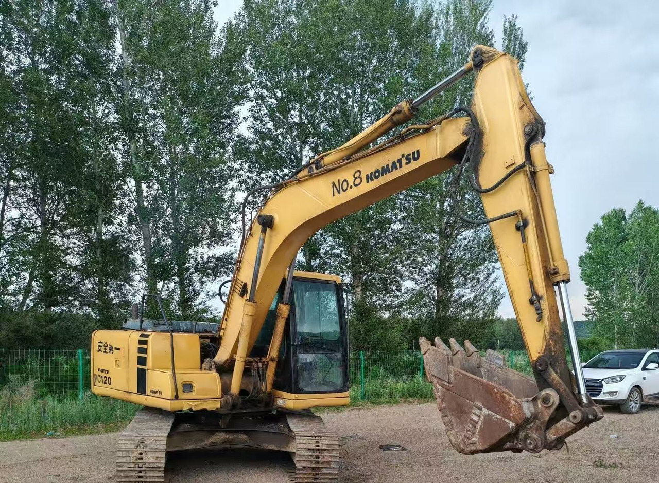 KOMATSU PC120-6 - Excavadora de cadenas: foto 2 KOMATSU PC120-6 - Excavadora de cadenas: foto 2