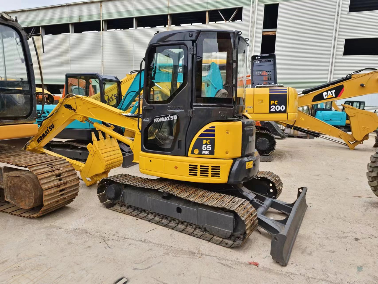 KOMATSU PC55MR-2 - Miniexcavadora: foto 1 KOMATSU PC55MR-2 - Miniexcavadora: foto 1