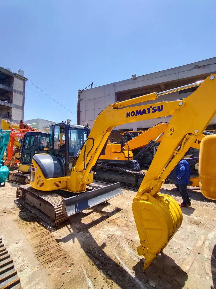 Miniexcavadora KOMATSU PC55MR: foto 9
