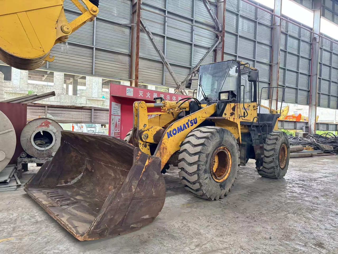 KOMATSU WA380Z-6 - Cargadora de ruedas: foto 1 KOMATSU WA380Z-6 - Cargadora de ruedas: foto 1