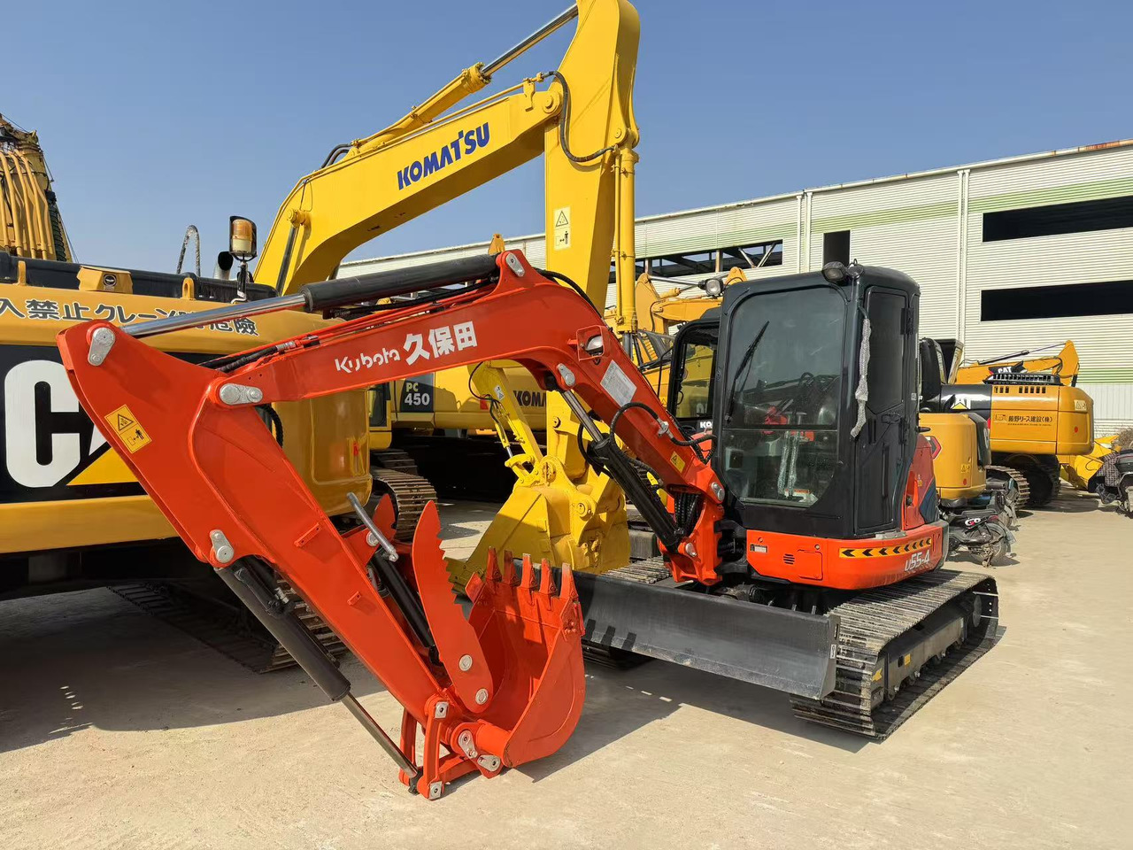 KUBOTA U55-4 - Miniexcavadora: foto 1 KUBOTA U55-4 - Miniexcavadora: foto 1