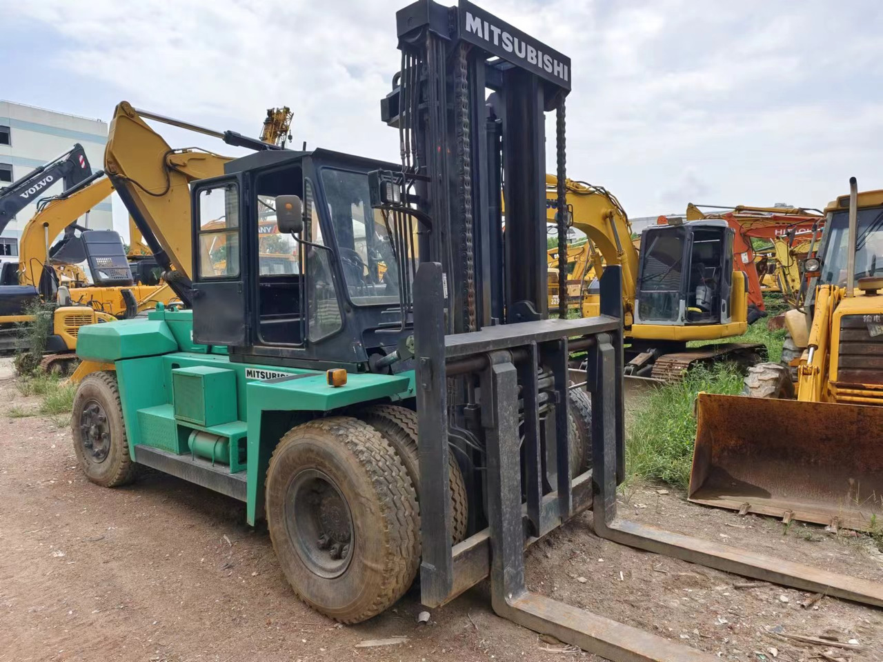 MITSUBISHI 16ton diesel forklift Japan made - Carretilla elevadora diésel: foto 1 MITSUBISHI 16ton diesel forklift Japan made - Carretilla elevadora diésel: foto 1