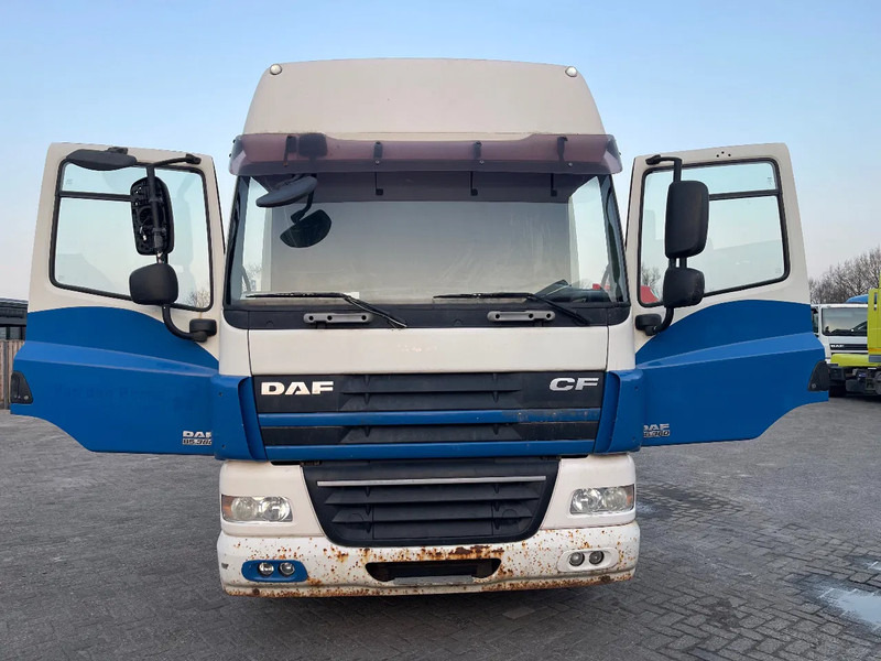 DAF CF 85 Tractor unit - Cabeza tractora: foto 3 DAF CF 85 Tractor unit - Cabeza tractora: foto 3