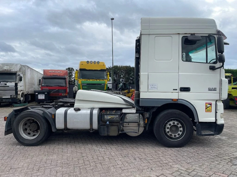 DAF XF 105.460 Tractor unit - Cabeza tractora: foto 4 DAF XF 105.460 Tractor unit - Cabeza tractora: foto 4