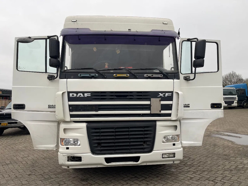 DAF XF 95.430 Tractor - Cabeza tractora: foto 2 DAF XF 95.430 Tractor - Cabeza tractora: foto 2