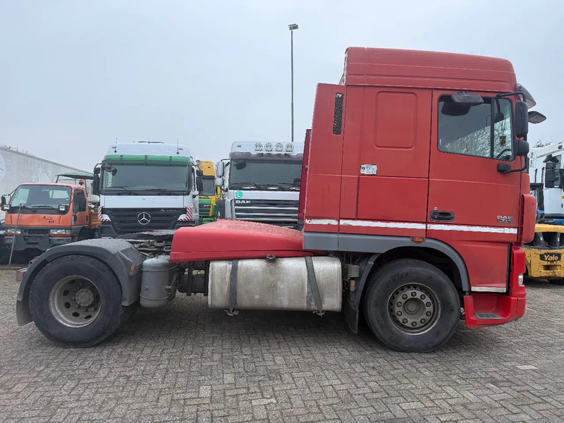DAF XF 95.430 Tractor Unit - Cabeza tractora: foto 4 DAF XF 95.430 Tractor Unit - Cabeza tractora: foto 4