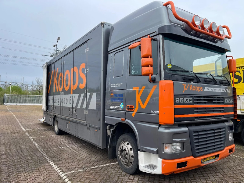 DAF XF 95.380 BOX TRUCK. Netherland Truck - Camión caja cerrada: foto 4 DAF XF 95.380 BOX TRUCK. Netherland Truck - Camión caja cerrada: foto 4
