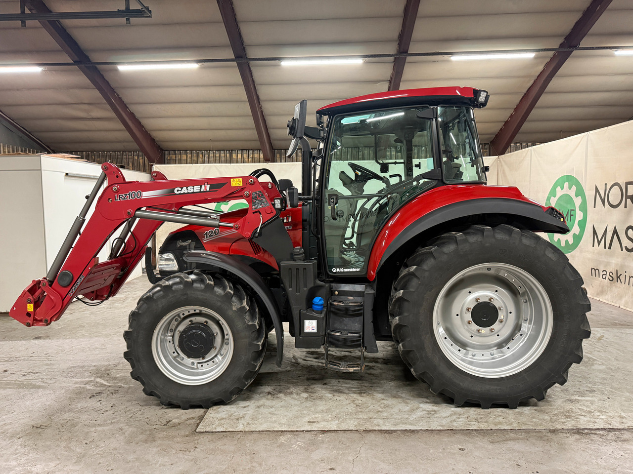 CASE IH Luxxum 120 - Tractor: foto 2 CASE IH Luxxum 120 - Tractor: foto 2
