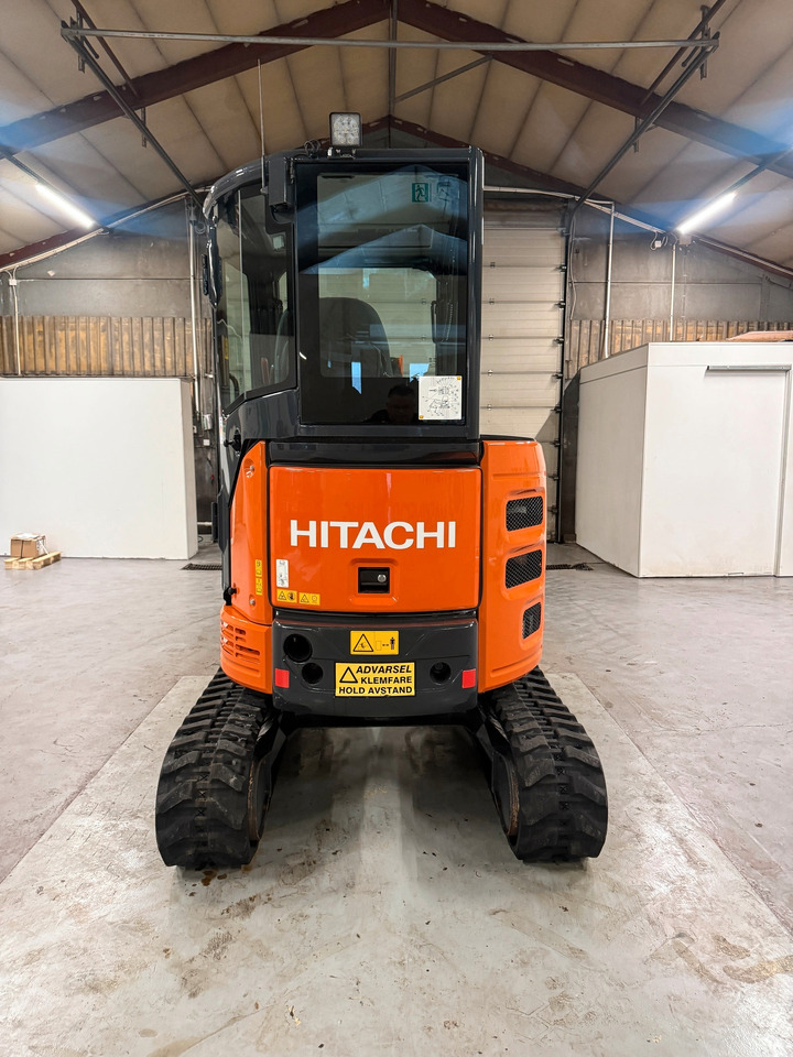 Hitachi ZX26U-6 - Miniexcavadora: foto 4 Hitachi ZX26U-6 - Miniexcavadora: foto 4