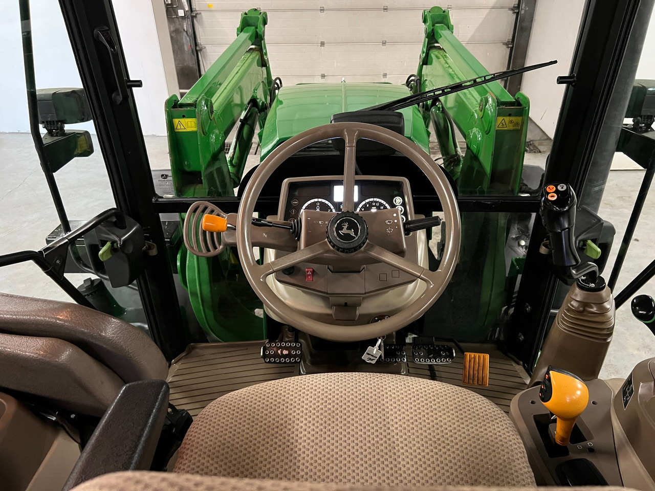 Leasing de  John Deere 6110 MC John Deere 6110 MC: foto 12