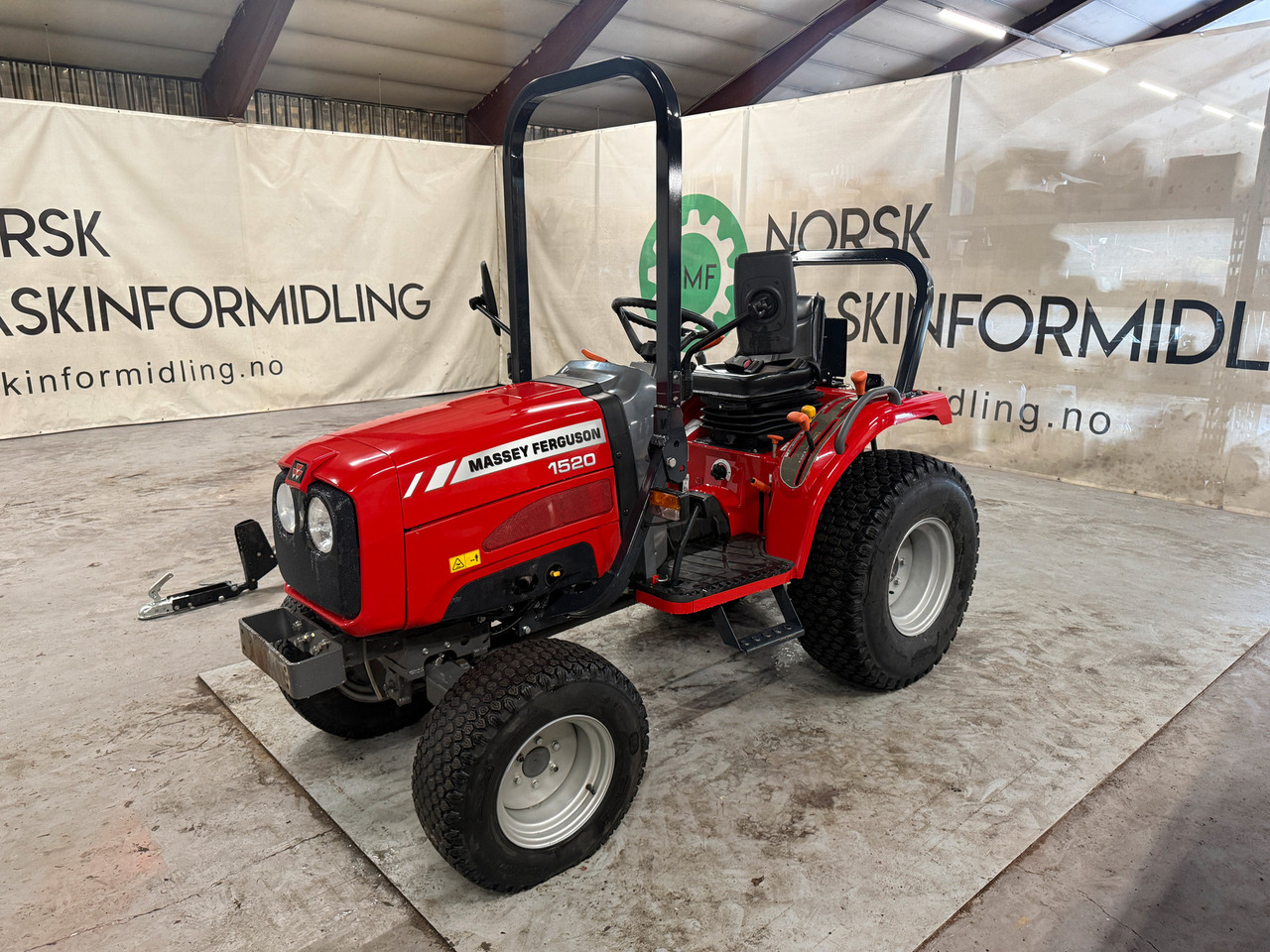Massey Ferguson 1520 #MVA FRI# - Tractor: foto 1 Massey Ferguson 1520 #MVA FRI# - Tractor: foto 1