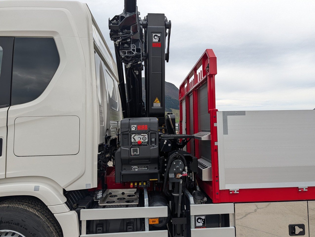 Camión caja abierta, Camión grúa Scania G420 6x2 med HIAB 232-E5 Hipro og MCE påbygg: foto 16 Camión caja abierta, Camión grúa Scania G420 6x2 med HIAB 232-E5 Hipro og MCE påbygg: foto 16