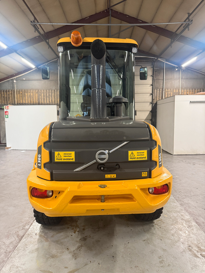 Volvo L30G - Cargadora de ruedas: foto 4 Volvo L30G - Cargadora de ruedas: foto 4