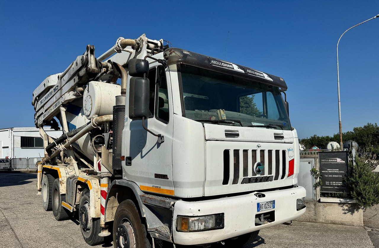 Betonpompa CIFA ASTRA HD84.38 - 2003 - Camión hormigonera con bomba: foto 3 Betonpompa CIFA ASTRA HD84.38 - 2003 - Camión hormigonera con bomba: foto 3