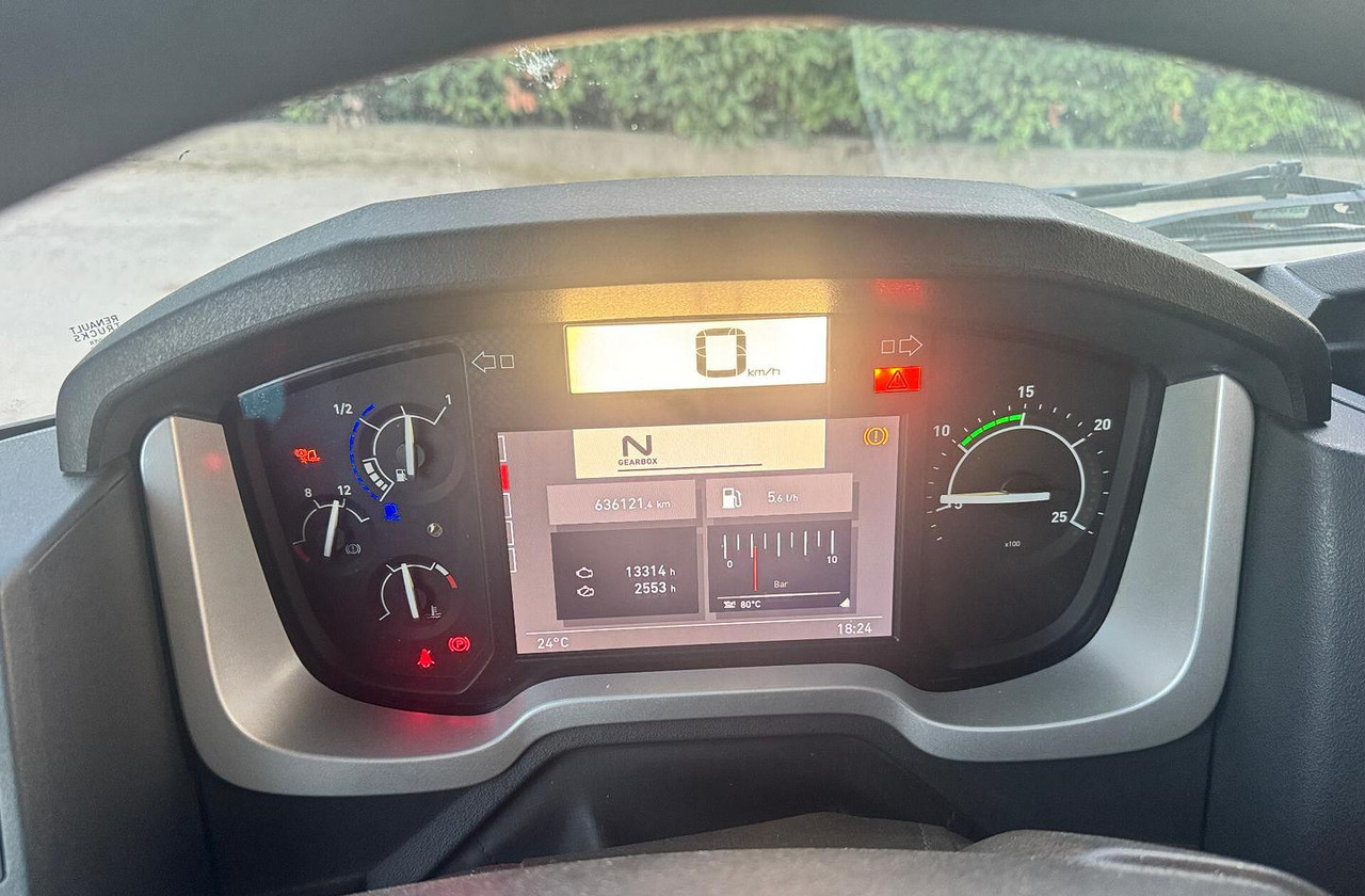 Trattore stradale Renault T480 - 2019 - Cabeza tractora: foto 4 Trattore stradale Renault T480 - 2019 - Cabeza tractora: foto 4