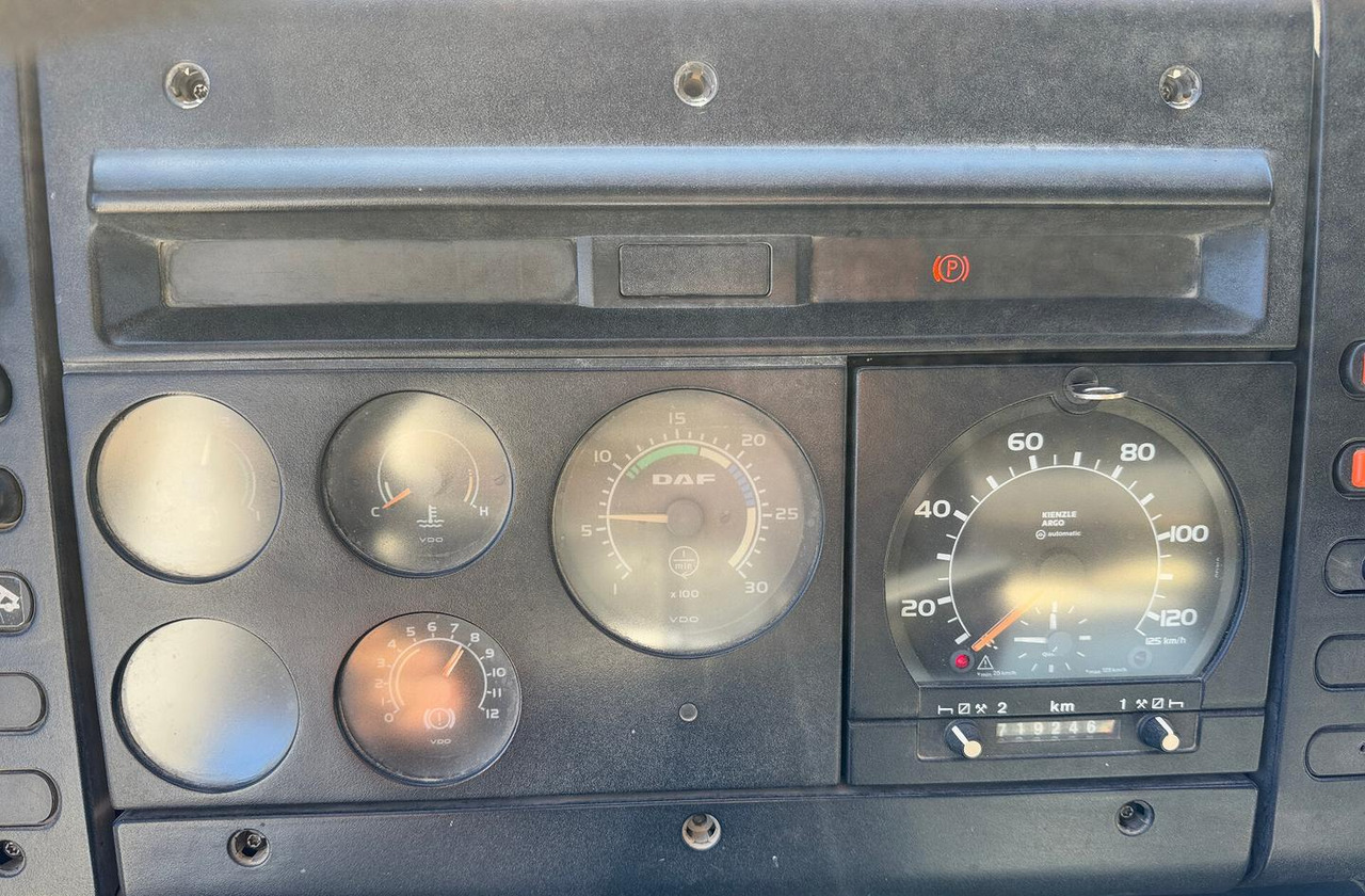 Ribaltabile DAF 85 CF 430 - anno 1999 - Camión volquete: foto 4 Ribaltabile DAF 85 CF 430 - anno 1999 - Camión volquete: foto 4