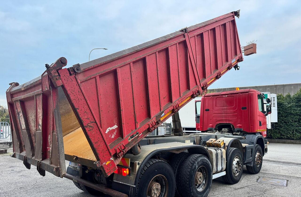 Scania R124/470 Ribaltabile 8X4 - Camión volquete: foto 5 Scania R124/470 Ribaltabile 8X4 - Camión volquete: foto 5