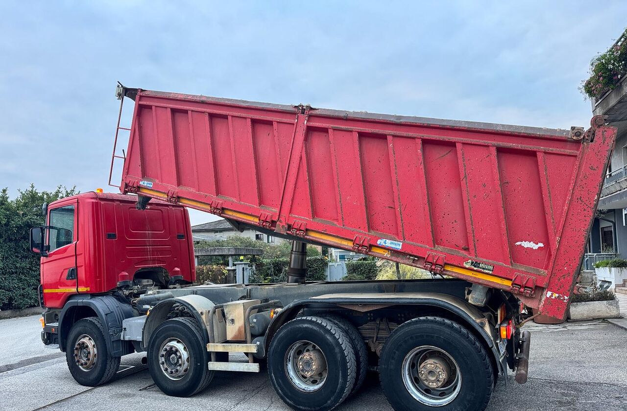 Scania R124/470 Ribaltabile 8X4 - Camión volquete: foto 4 Scania R124/470 Ribaltabile 8X4 - Camión volquete: foto 4