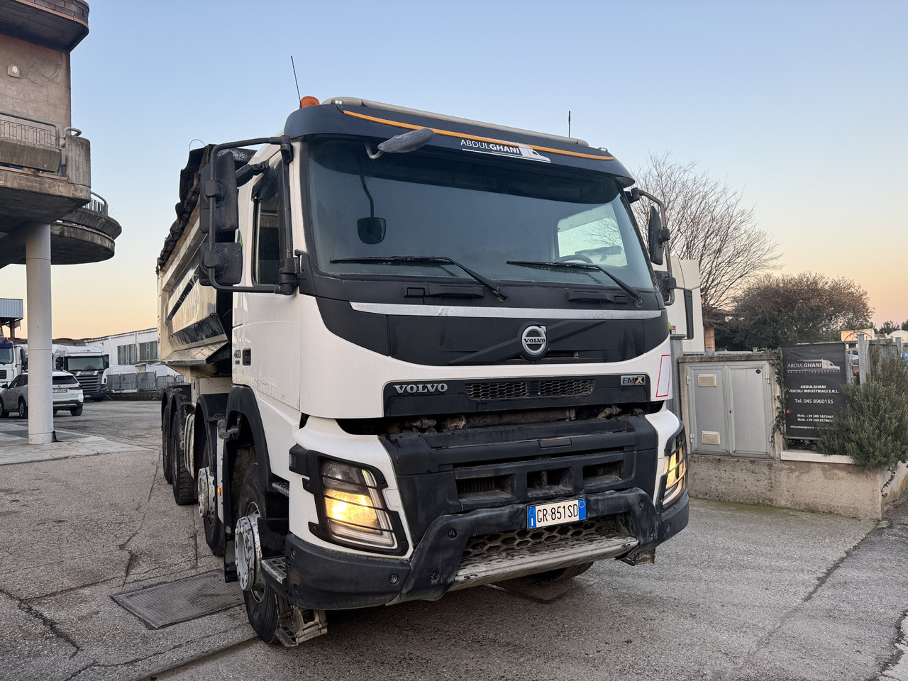 VOLVO FMX 460 - Camión volquete: foto 1 VOLVO FMX 460 - Camión volquete: foto 1