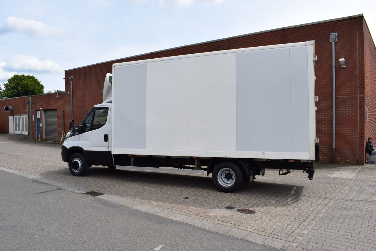 Iveco Daily 72 C18 Koffer Automatik Luftfederung EU6 - Furgoneta caja cerrada: foto 3 Iveco Daily 72 C18 Koffer Automatik Luftfederung EU6 - Furgoneta caja cerrada: foto 3