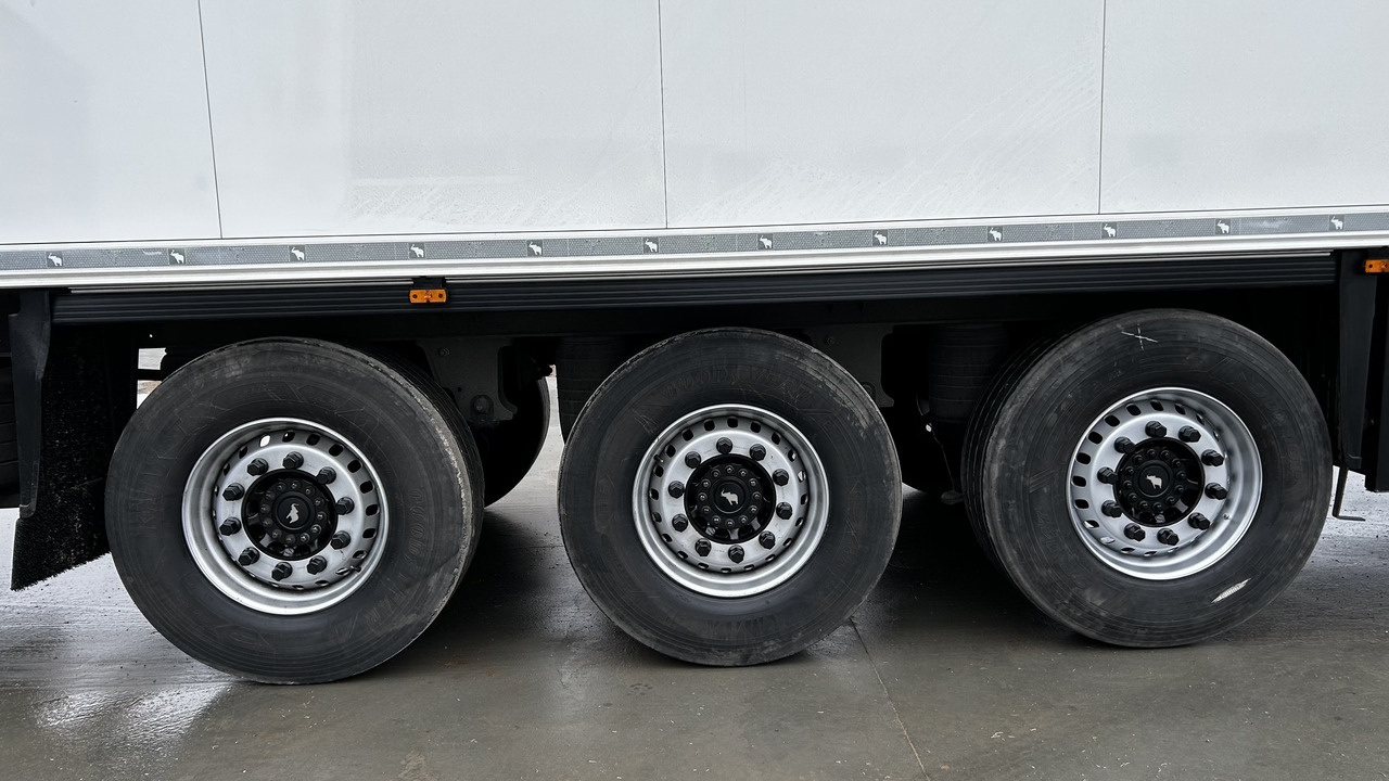 Leasing de SCHMITZ SKO 24 SCHMITZ SKO 24: foto 13 Leasing de SCHMITZ SKO 24 SCHMITZ SKO 24: foto 13