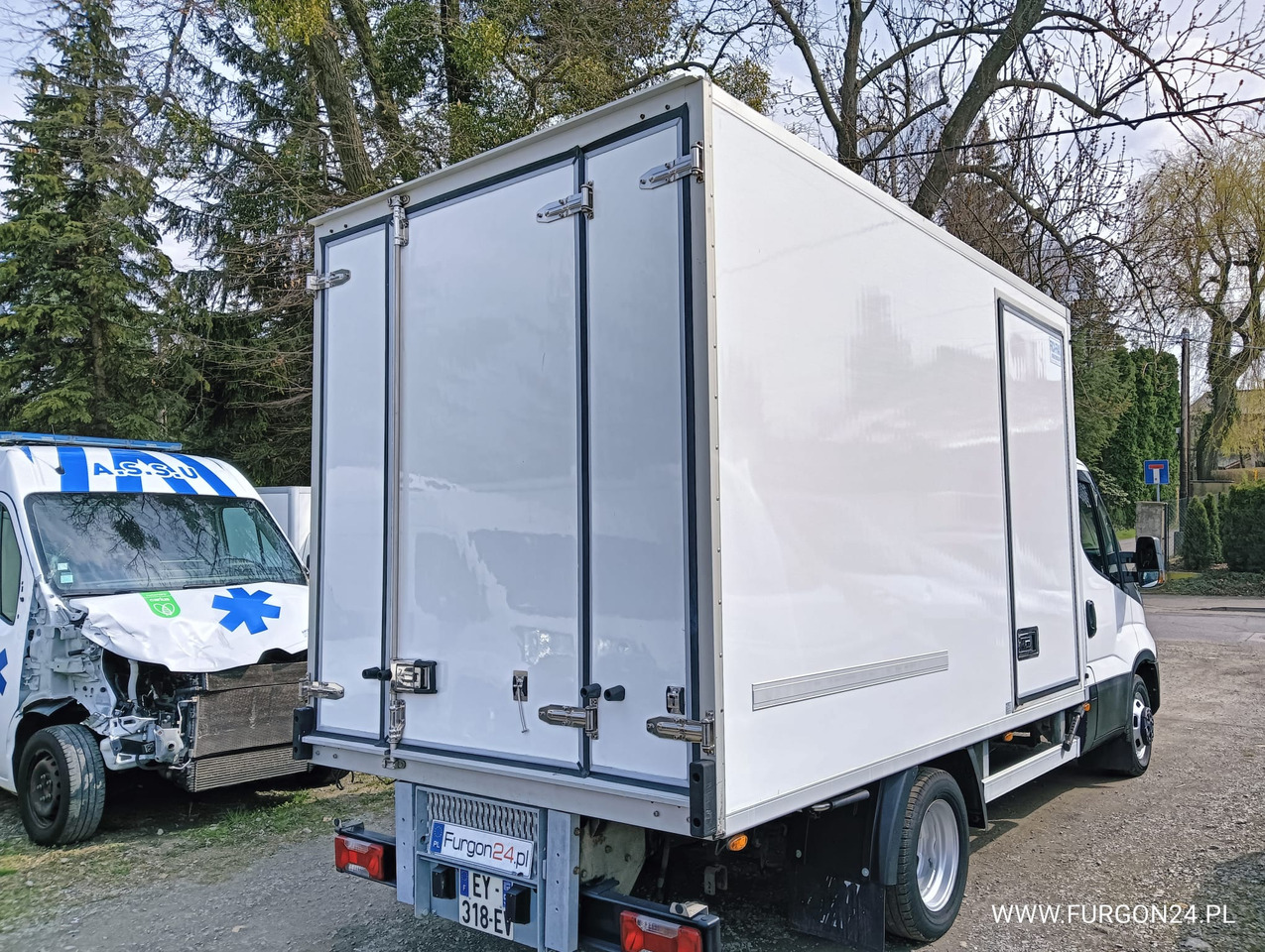 IVECO DAILY 35C14 RAMA DO ZABUDOWY NR 841 - Furgoneta frigorifica: foto 4 IVECO DAILY 35C14 RAMA DO ZABUDOWY NR 841 - Furgoneta frigorifica: foto 4