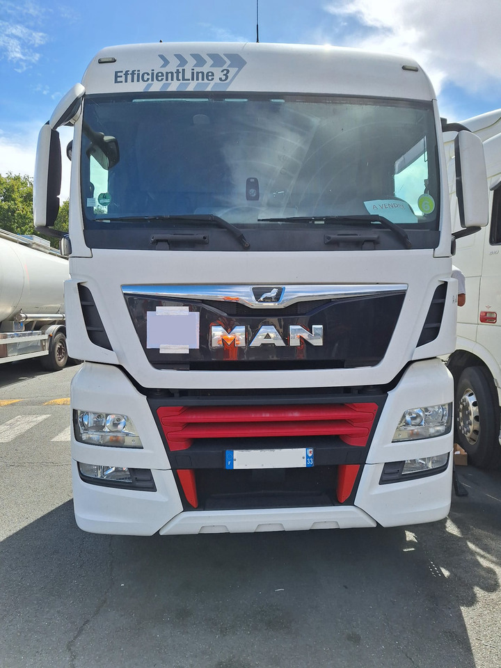MAN TGX 18.460 - Cabeza tractora: foto 2 MAN TGX 18.460 - Cabeza tractora: foto 2