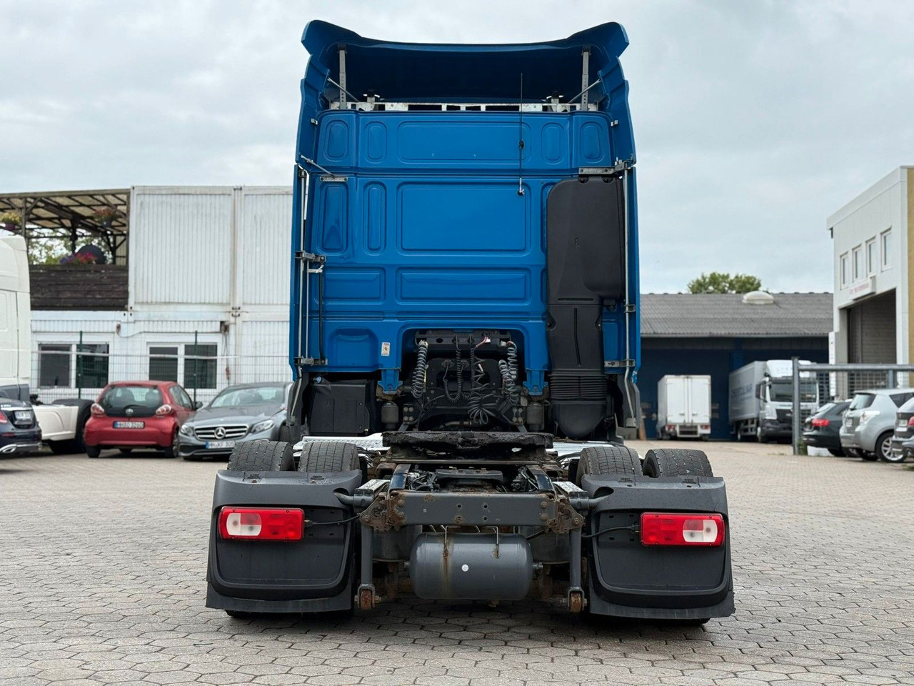 DAF XF 460 Low +Retarter+2xTank - Cabeza tractora: foto 5 DAF XF 460 Low +Retarter+2xTank - Cabeza tractora: foto 5