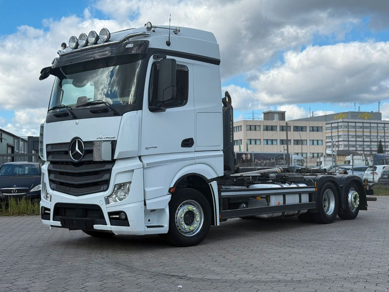 Mercedes-Benz Actros 2548 Meiller+ Funk+6x2 - Camión multibasculante: foto 1 Mercedes-Benz Actros 2548 Meiller+ Funk+6x2 - Camión multibasculante: foto 1