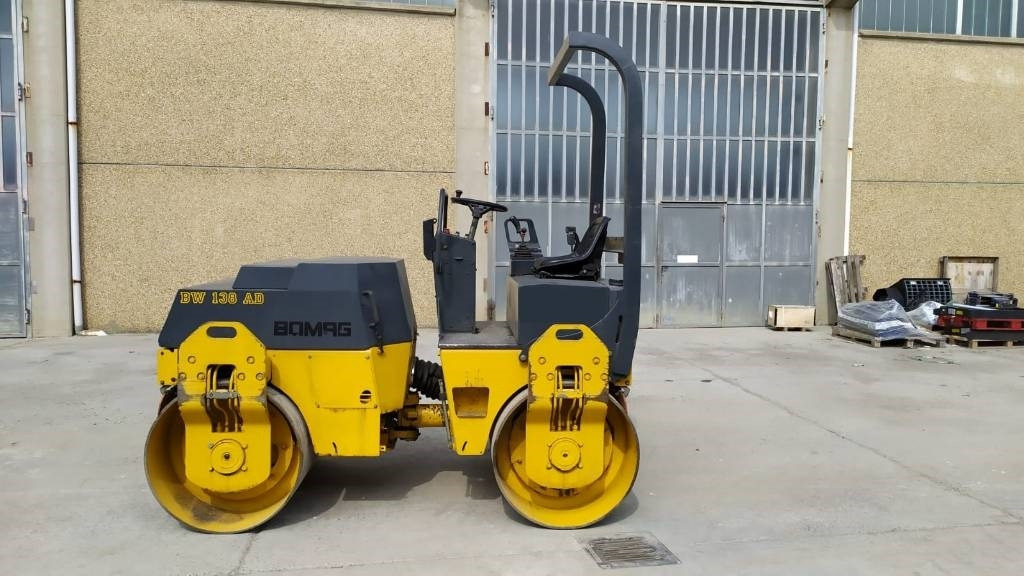 Bomag BW 138 AD - Apisonadora de asfalto: foto 2 Bomag BW 138 AD - Apisonadora de asfalto: foto 2