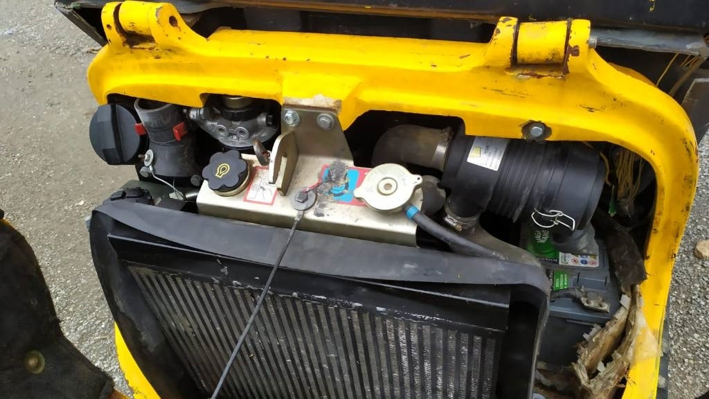 JCB 8018  - Miniexcavadora: foto 5 JCB 8018  - Miniexcavadora: foto 5