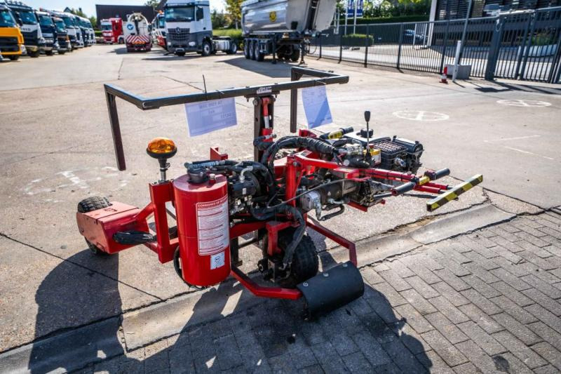 ACP Transpalette tout terrain-TA 1500 3RM - Equipo de almacén: foto 4 ACP Transpalette tout terrain-TA 1500 3RM - Equipo de almacén: foto 4