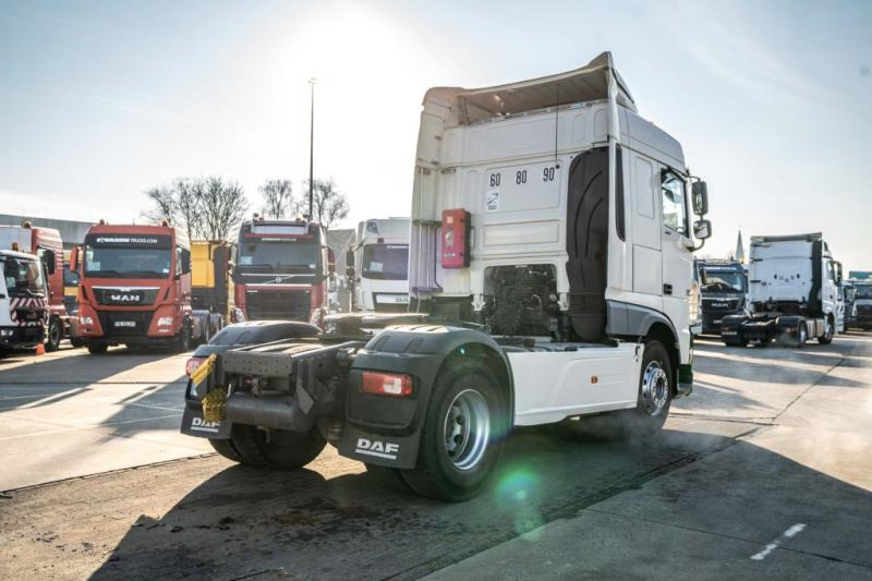 DAF XF 460 + HYDRAULIQUE (50Ton) - Cabeza tractora: foto 4 DAF XF 460 + HYDRAULIQUE (50Ton) - Cabeza tractora: foto 4