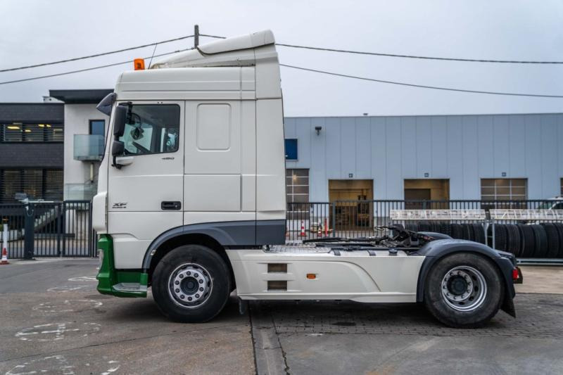 DAF XF 460 + HYDRAULIQUE (50Ton) - Cabeza tractora: foto 2 DAF XF 460 + HYDRAULIQUE (50Ton) - Cabeza tractora: foto 2