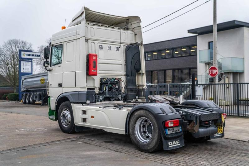 DAF XF 460 + HYDRAULIQUE (50Ton) - Cabeza tractora: foto 5 DAF XF 460 + HYDRAULIQUE (50Ton) - Cabeza tractora: foto 5