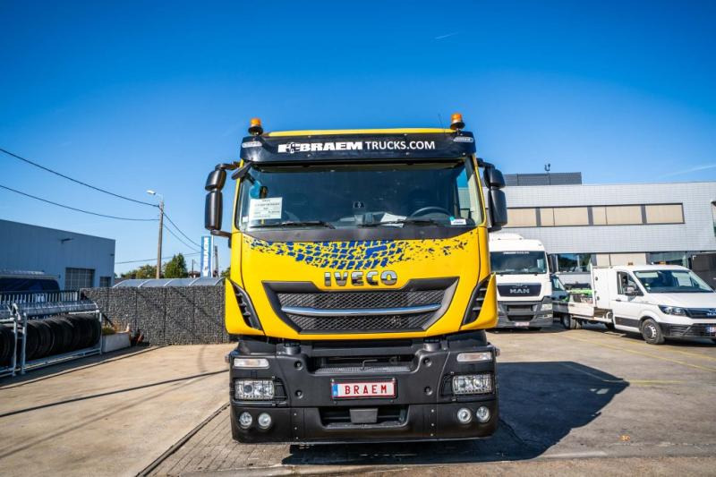 Iveco 570 W-WAY + INTARDER+HYDR. - Cabeza tractora: foto 2 Iveco 570 W-WAY + INTARDER+HYDR. - Cabeza tractora: foto 2