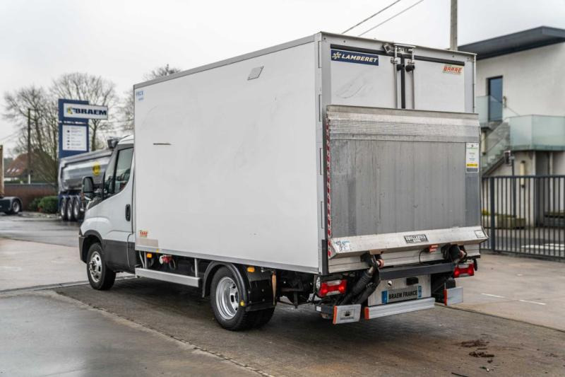 Iveco DAILY 35.180 +CARRIER + DHOLLANDIA - Furgoneta frigorifica: foto 5 Iveco DAILY 35.180 +CARRIER + DHOLLANDIA - Furgoneta frigorifica: foto 5
