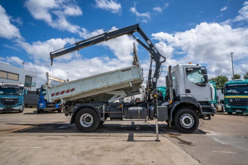 Renault KERAX 370 DXI + TRI BENNE+HIAB 16t/m + 2 EXT - Camión volquete, Camión grúa: foto 3 Renault KERAX 370 DXI + TRI BENNE+HIAB 16t/m + 2 EXT - Camión volquete, Camión grúa: foto 3