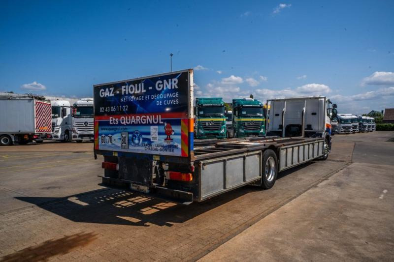 Scania P 270 (19T)- PORTE GAZ /10 PALETTES - Camión caja abierta: foto 4 Scania P 270 (19T)- PORTE GAZ /10 PALETTES - Camión caja abierta: foto 4